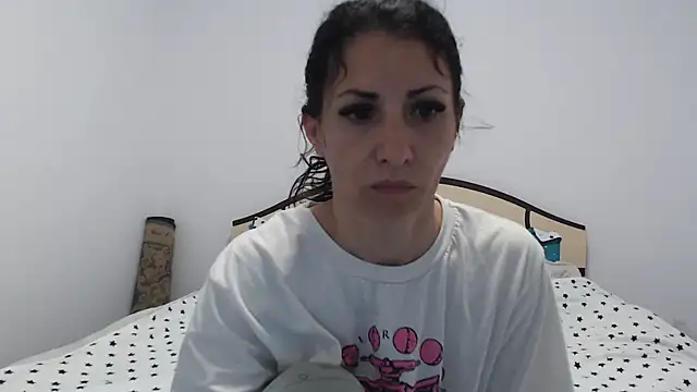 Snapshot of sexyevalove chatting on 05/15/26, 03:13 sexyevalove online show from 05/15/26, 03:13