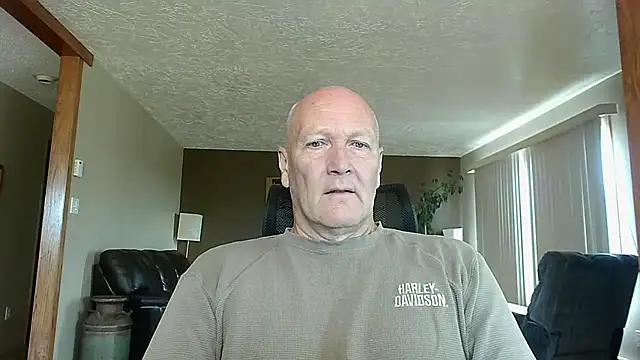 BasicAnt online show from 09/15/25, 02:28