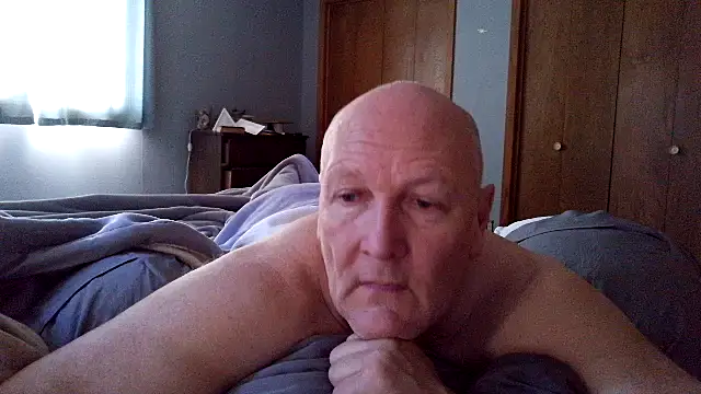 Snapshot of BasicAnt chatting on 02/19/26, 02:46 BasicAnt online show from 02/19/26, 02:46