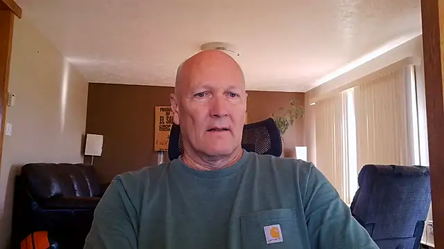 Snapshot of BasicAnt chatting on 06/28/26, 02:34 BasicAnt online show from 06/28/26, 02:34