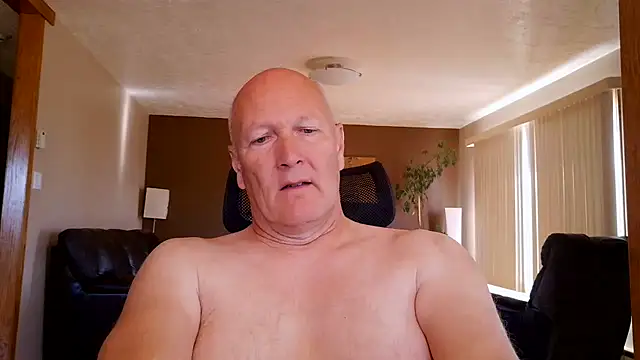 Snapshot of BasicAnt chatting on 07/15/26, 02:55 BasicAnt online show from 07/15/26, 02:55