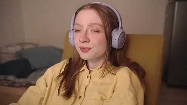 mollytuck online show from 12/20/24, 01:54