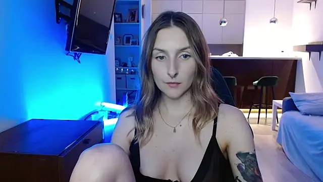 Snapshot of illusorycat chatting on 10/09/25, 07:01 illusorycat online show from 10/09/25, 07:01