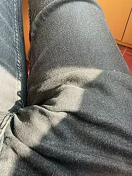 MAHKE12 online show from 11/06/25, 10:05