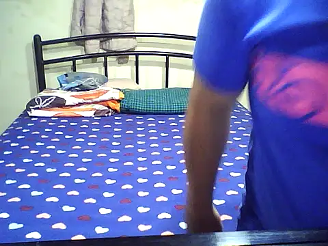 elfercho781 online show from 10/19/25, 09:26