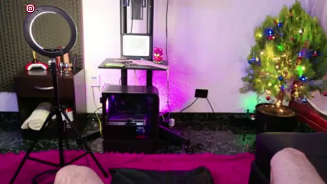 lilithandpaul online show from 12/23/24, 07:41