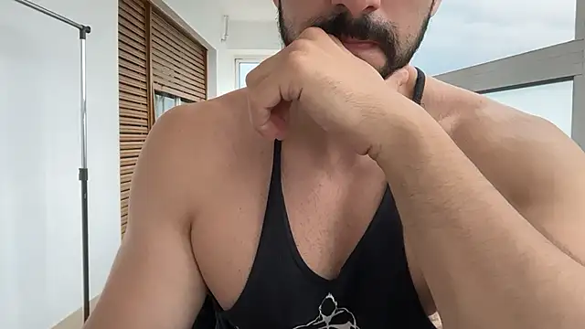 Snapshot of jeffmaverick12 chatting on 09/29/25, 12:43 jeffmaverick12 online show from 09/29/25, 12:43