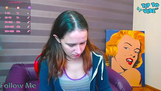 Snapshot of iris_nikhols chatting on 09/12/25, 10:32 iris nikhols online show from 09/12/25, 10:32