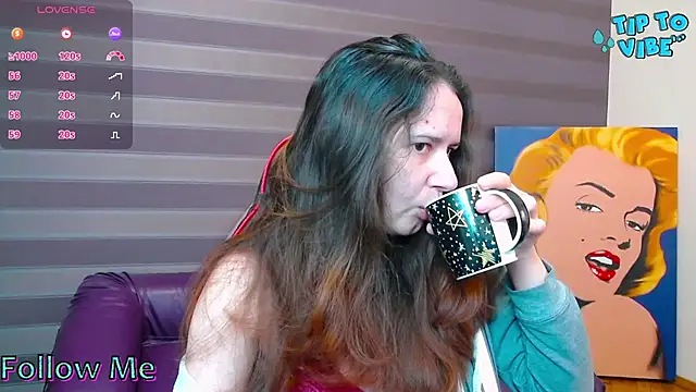 Snapshot of iris_nikhols chatting on 09/22/25, 02:13 iris nikhols online show from 09/22/25, 02:13