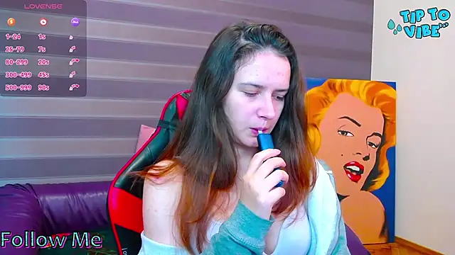 Snapshot of iris_nikhols chatting on 10/19/25, 11:49 iris nikhols online show from 10/19/25, 11:49