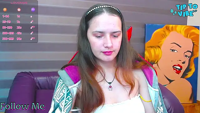 Snapshot of iris_nikhols chatting on 10/31/25, 07:59 iris nikhols online show from 10/31/25, 07:59