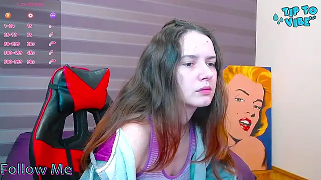 Snapshot of iris_nikhols chatting on 11/19/25, 02:44 iris nikhols online show from 11/19/25, 02:44