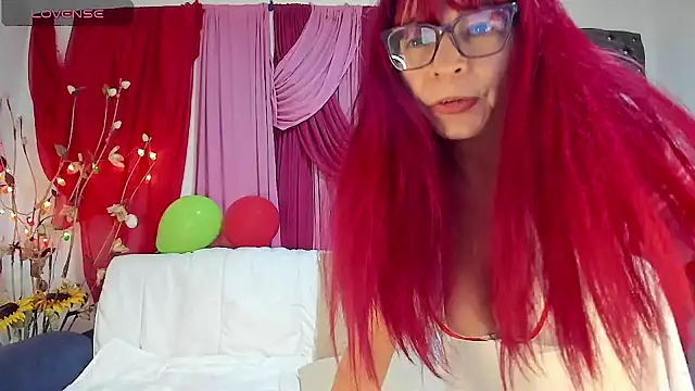 kimberlybirdx online show from 12/20/25, 02:35