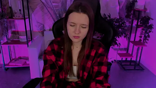 Snapshot of JennyDens chatting on 12/27/24, 06:35 JennyDens online show from 12/27/24, 06:35