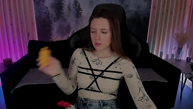 Snapshot of JennyDens chatting on 01/20/25, 05:37 JennyDens online show from 01/20/25, 05:37