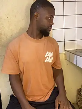 Snapshot of vannycov chatting on 09/09/25, 05:51 vannycov online show from 09/09/25, 05:51