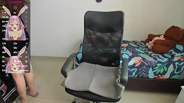 evelyx69x online show from 02/19/25, 05:38