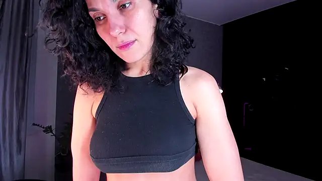  CurlySue  online show from 11/11/25, 04:23