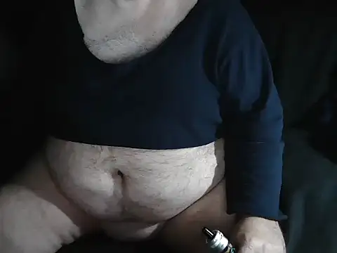 Snapshot of onkelgrau65 chatting on 01/17/26, 08:12 onkelgrau65 online show from 01/17/26, 08:12