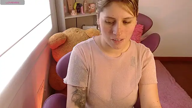 Snapshot of thamarajane chatting on 01/23/25, 07:07 thamarajane online show from 01/23/25, 07:07