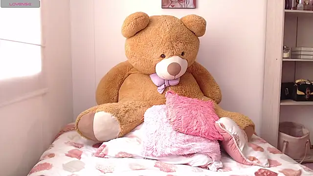 Snapshot of thamarajane chatting on 03/20/26, 06:24 thamarajane online show from 03/20/26, 06:24