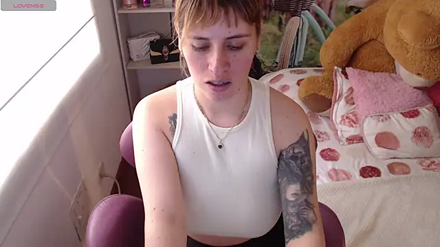 Snapshot of thamarajane chatting on 04/16/26, 08:09 thamarajane online show from 04/16/26, 08:09