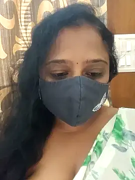 Snapshot of sexynayan23 chatting on 12/04/24, 11:41 sexynayan23 online show from 12/04/24, 11:41