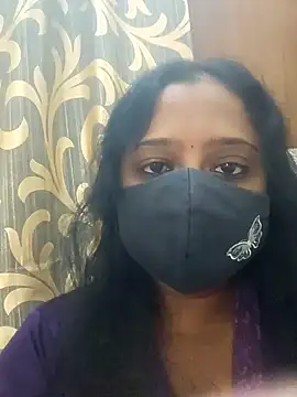 Snapshot of sexynayan23 chatting on 12/06/24, 12:49 sexynayan23 online show from 12/06/24, 12:49