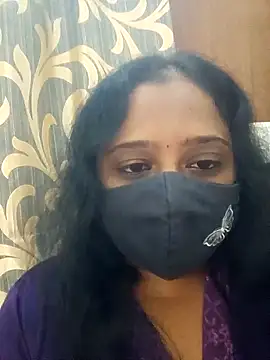 Snapshot of sexynayan23 chatting on 12/06/24, 04:28 sexynayan23 online show from 12/06/24, 04:28