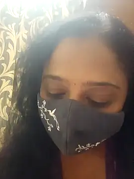 Snapshot of sexynayan23 chatting on 12/22/24, 12:05 sexynayan23 online show from 12/22/24, 12:05