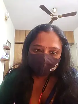 Snapshot of sexynayan23 chatting on 01/20/25, 06:10 sexynayan23 online show from 01/20/25, 06:10