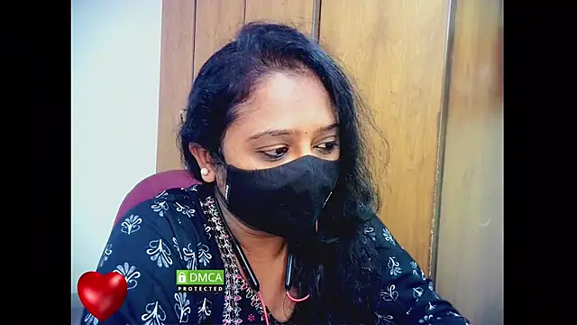 Snapshot of sexynayan23 chatting on 09/27/25, 06:02 sexynayan23 online show from 09/27/25, 06:02