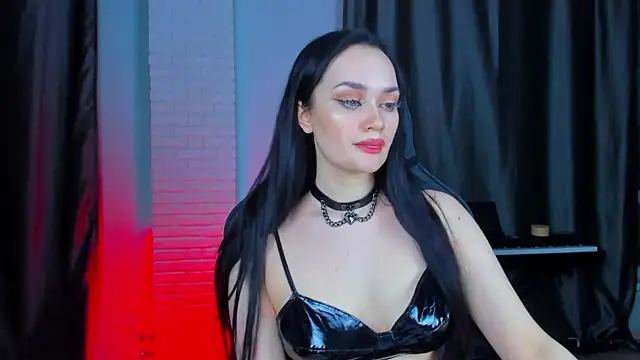 QueenAliss online show from 01/31/25, 11:24