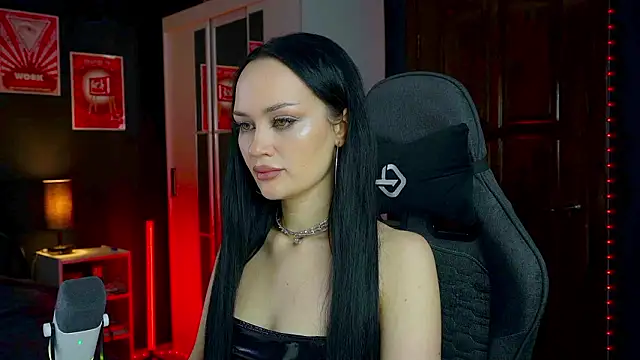 QueenAliss online show from 02/27/26, 06:35