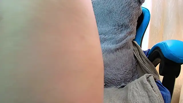 klylls squirt  online show from 02/08/26, 07:06