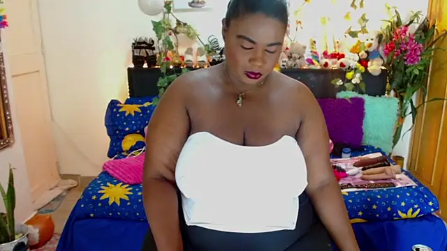 anai valentinex online show from 12/17/24, 08:32