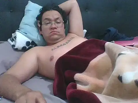 Snapshot of JJ18vader chatting on 10/31/25, 12:50 JJ18vader online show from 10/31/25, 12:50