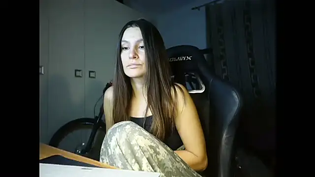 Snapshot of GodlyTheia chatting on 12/02/24, 07:27 GodlyTheia online show from 12/02/24, 07:27