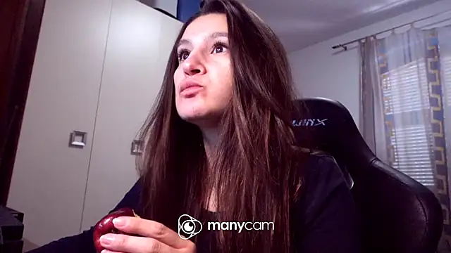 Snapshot of GodlyTheia chatting on 01/13/25, 12:24 GodlyTheia online show from 01/13/25, 12:24