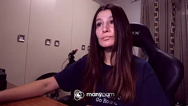 Snapshot of GodlyTheia chatting on 01/16/25, 05:23 GodlyTheia online show from 01/16/25, 05:23