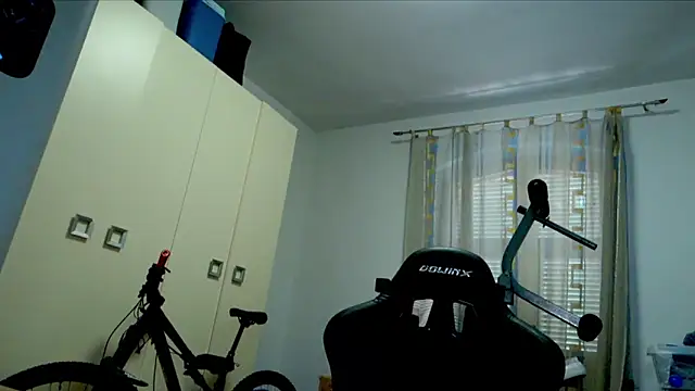 Snapshot of GodlyTheia chatting on 11/10/25, 12:37 GodlyTheia online show from 11/10/25, 12:37