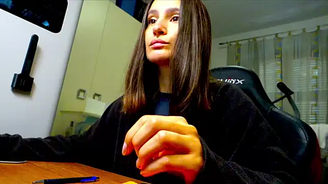 Snapshot of GodlyTheia chatting on 11/21/25, 12:04 GodlyTheia online show from 11/21/25, 12:04