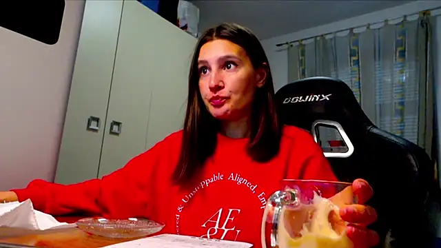 Snapshot of GodlyTheia chatting on 12/22/25, 02:03 GodlyTheia online show from 12/22/25, 02:03