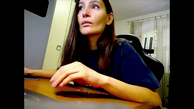 Snapshot of GodlyTheia chatting on 02/21/26, 11:00 GodlyTheia online show from 02/21/26, 11:00