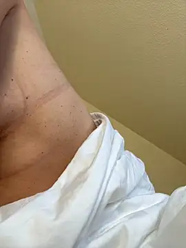 Snapshot of CutieEmy chatting on 09/10/25, 09:09 CutieEmy online show from 09/10/25, 09:09