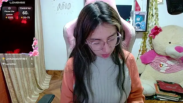 Maggie Fox3 online show from 01/15/25, 02:38