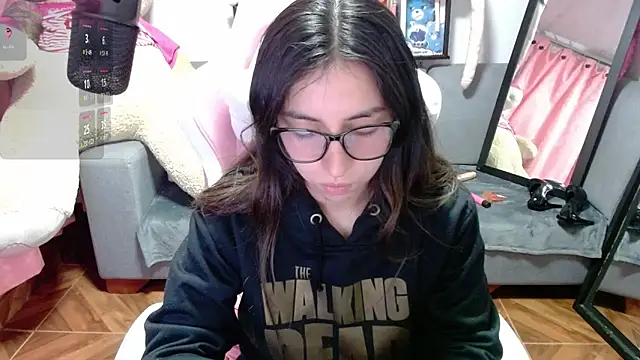 Maggie Fox3 online show from 03/21/26, 02:05