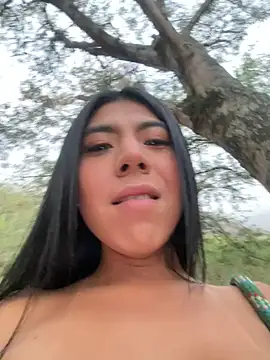 VictoriaVX online show from 02/05/25, 11:23