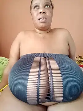 Lovelyboobs01 online show from 01/10/25, 10:17