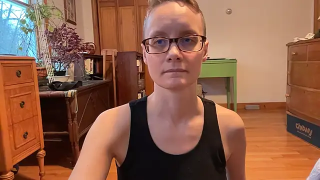 Snapshot of LeahWilde chatting on 02/20/25, 10:15 LeahWilde online show from 02/20/25, 10:15